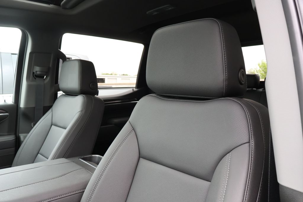 2025 Chevrolet Silverado 1500 LTZ 15