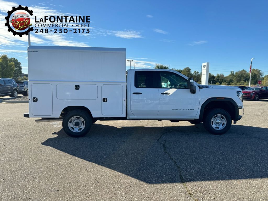 2024 GMC Sierra 2500HD Pro 31