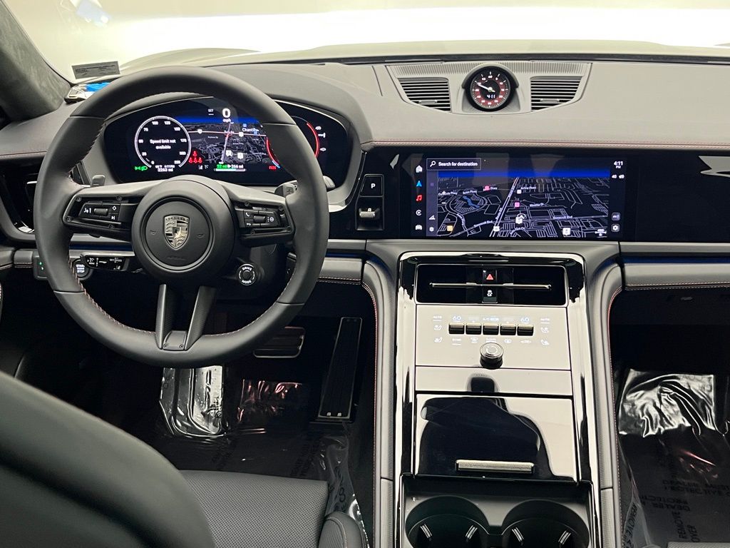 Thumbnail: 2025 Porsche Panamera - 26