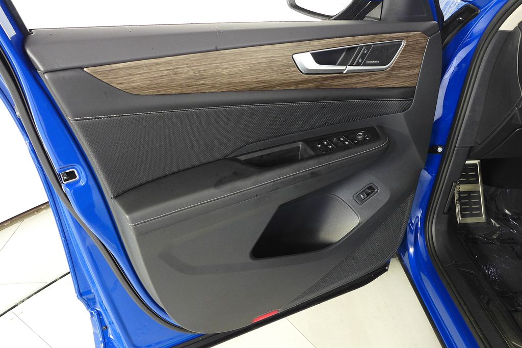 Thumbnail: 2025 Volkswagen Atlas - 11