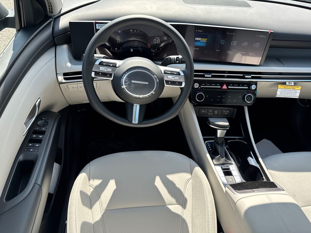 2025 Hyundai Tucson SEL photo 13