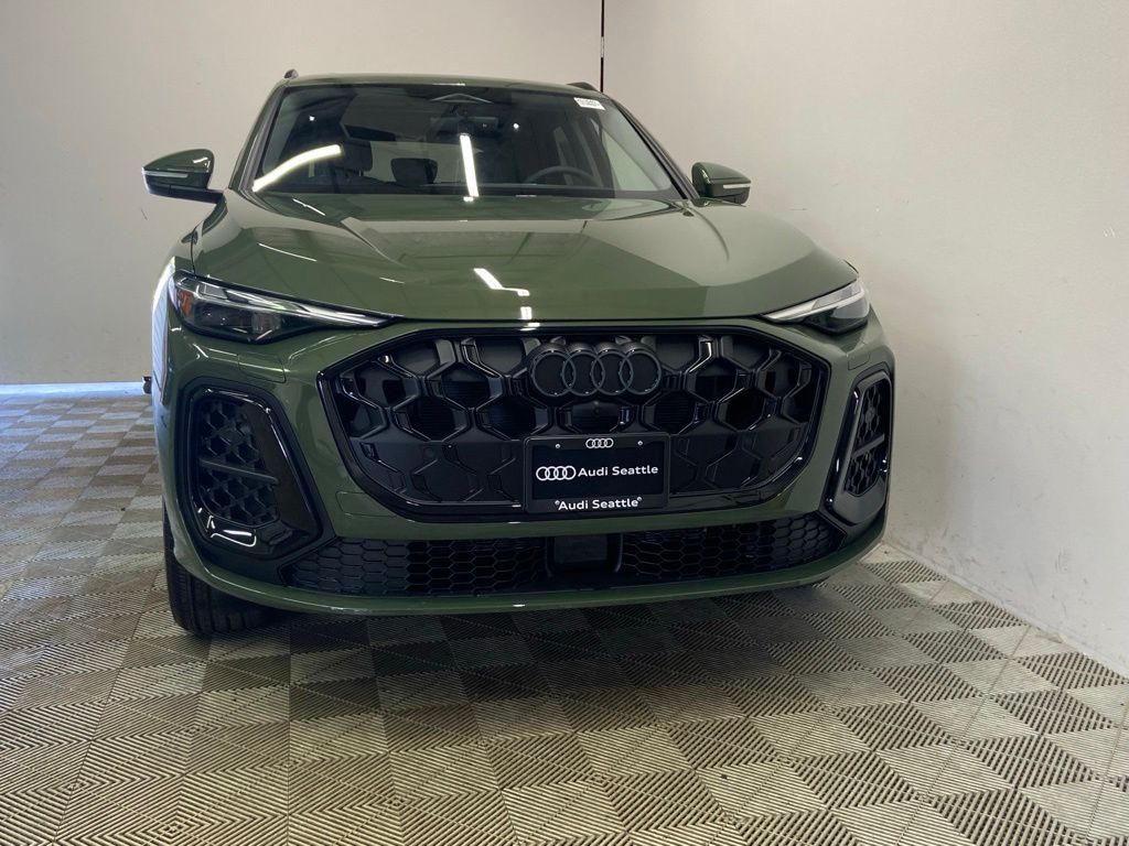 Green Metallic 2026 Audi Q5 SUV / Crossover  7-Speed Automatic