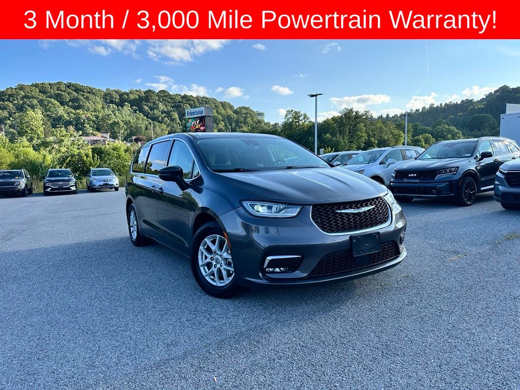 Gray (Granite Crystal Metallic Clearcoat) 2023 Chrysler Pacifica Minivan Front-Wheel Drive 9-Speed Automatic