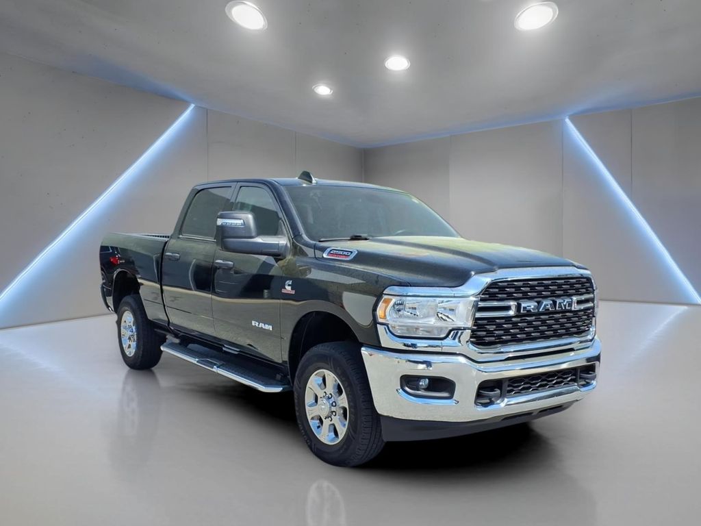 Diamond Black Crystal Pearlcoat 2024 RAM 2500 Big Horn Crew Cab 4WD Pickup Truck Four-Wheel Drive 6-Speed Automatic