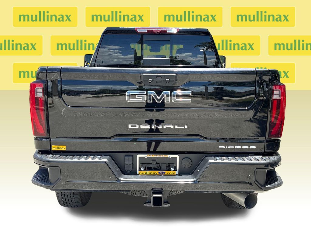 Certified Used 2024  GMC Denali Ultimate image 8