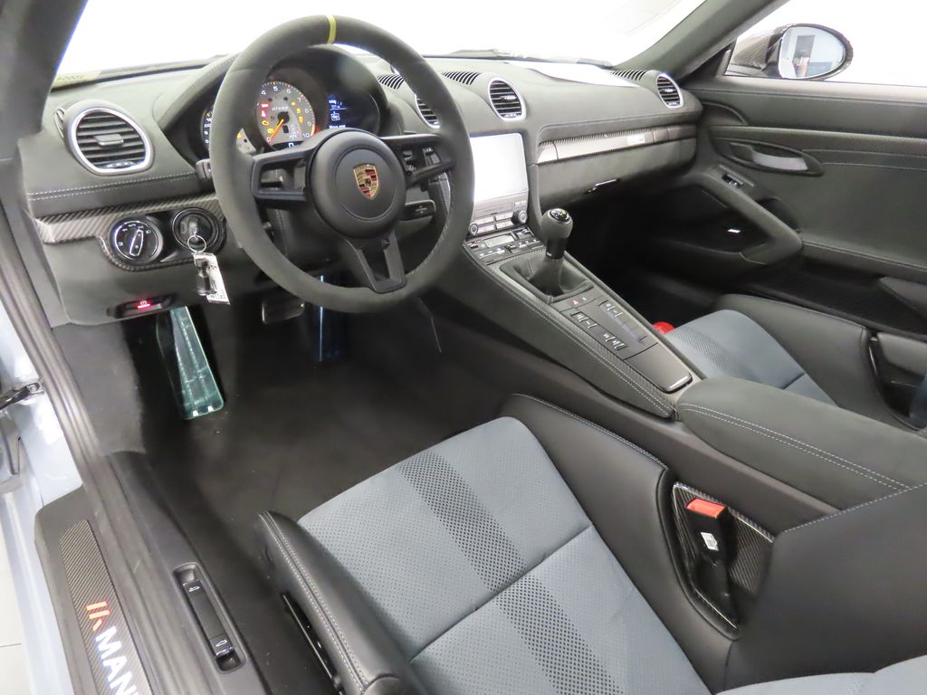 Thumbnail: 2025 Porsche 718 Cayman - 4