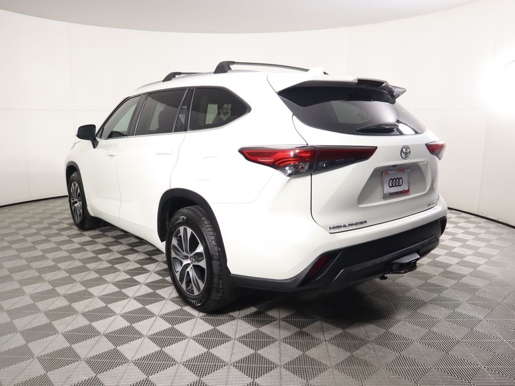 2020 Toyota Highlander XLE 7