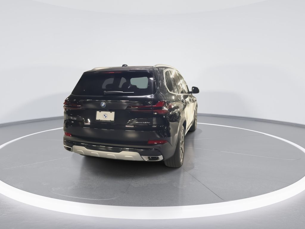 Thumbnail: 2026 BMW X5 - 7