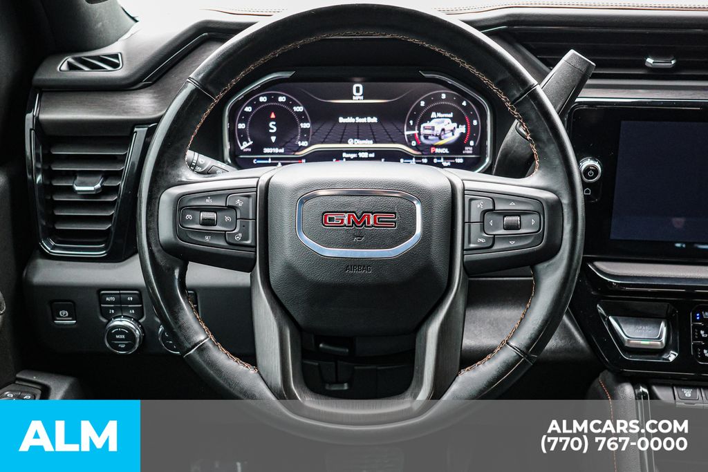 Used 2025 White GMC AT4 image 30