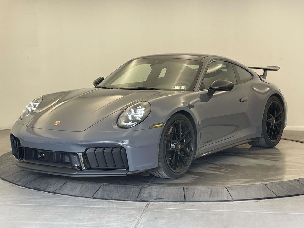 2026 Porsche 911 Carrera GTS Coupe RWD
