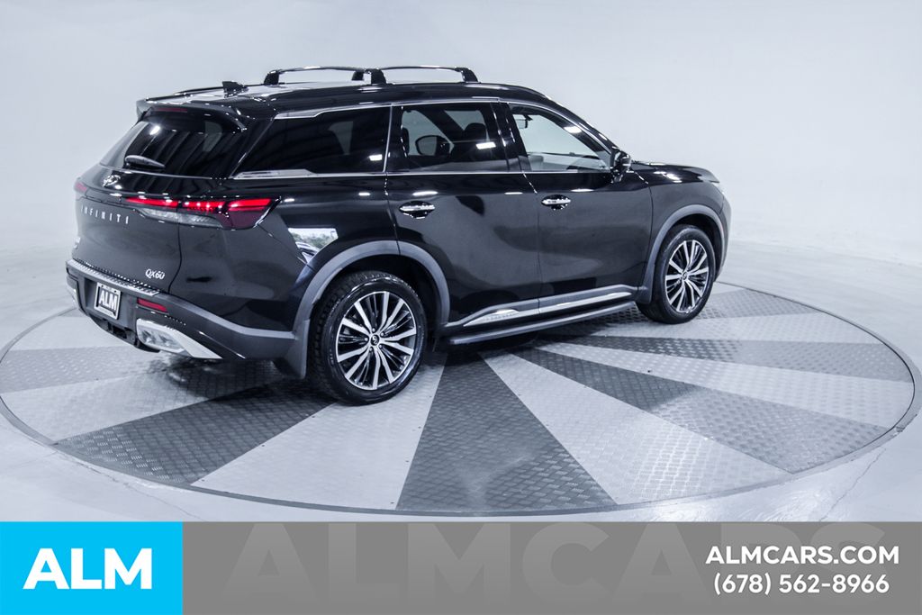 Used 2022 Black INFINITI Autograph image 10