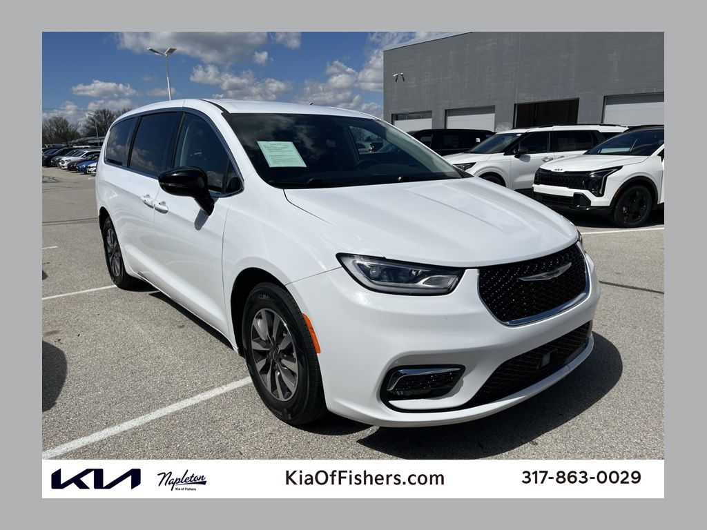 Bright White Clearcoat 2024 Chrysler Pacifica Hybrid Select FWD Minivan Front-Wheel Drive Continuously Variable Transmission