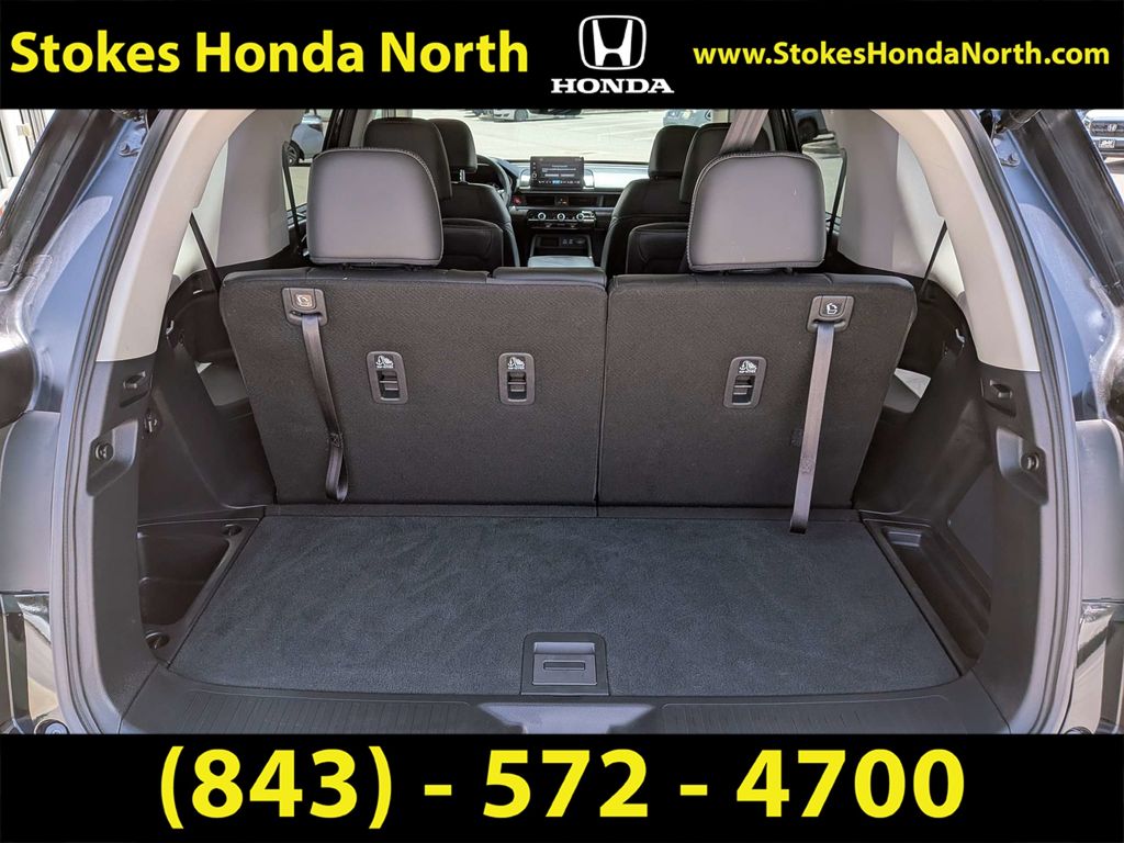 Used 2025 Honda Pilot SUV