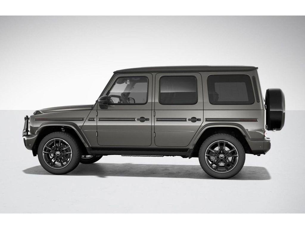 2025 Mercedes-Benz G-Class G 550 33