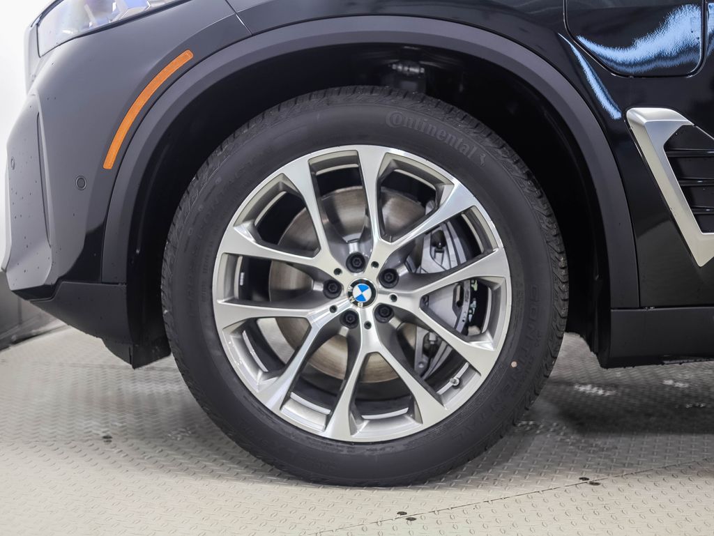 Thumbnail: 2026 BMW X5 - 2
