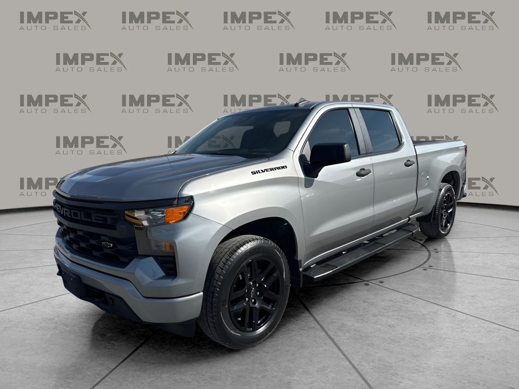 2023 Chevrolet Silverado 1500 Custom 4WD Crew Cab Short Box's photo