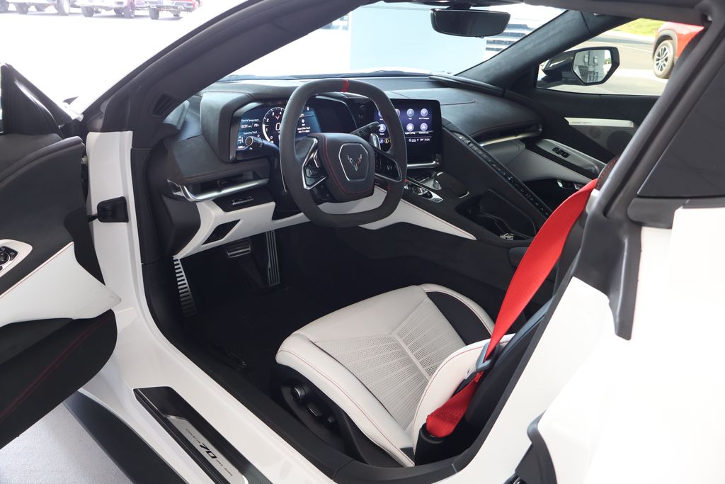 Thumbnail: 2023 Chevrolet Corvette - 16