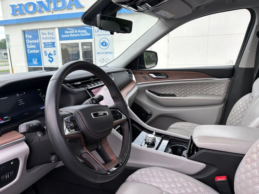 2022 Jeep Grand Cherokee 4xe Summit 4x4
