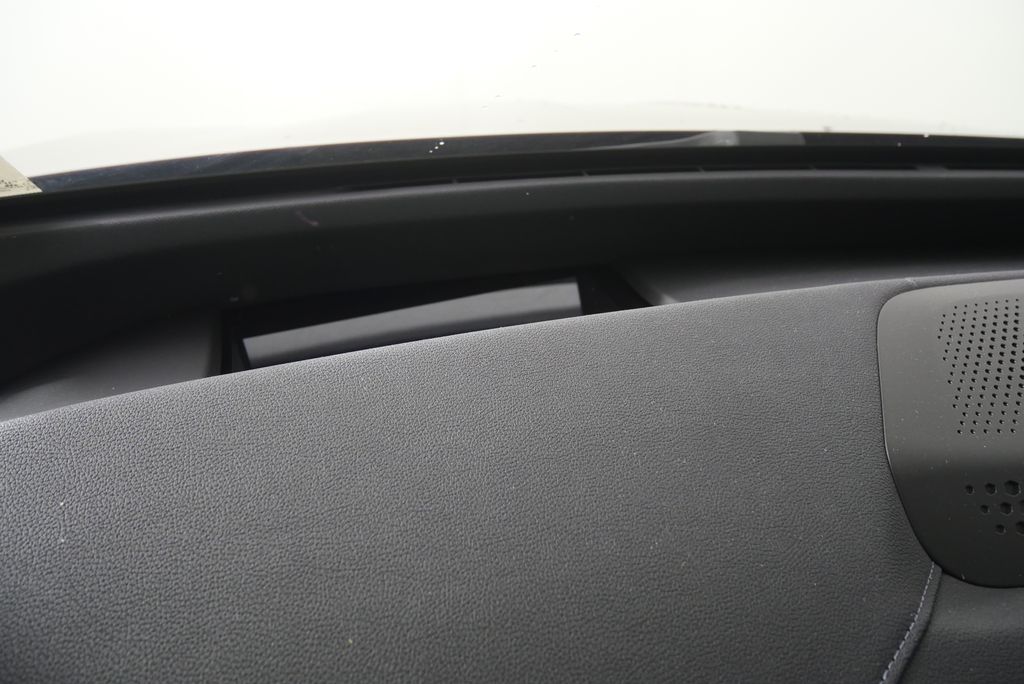 Thumbnail: 2025 BMW iX - 23