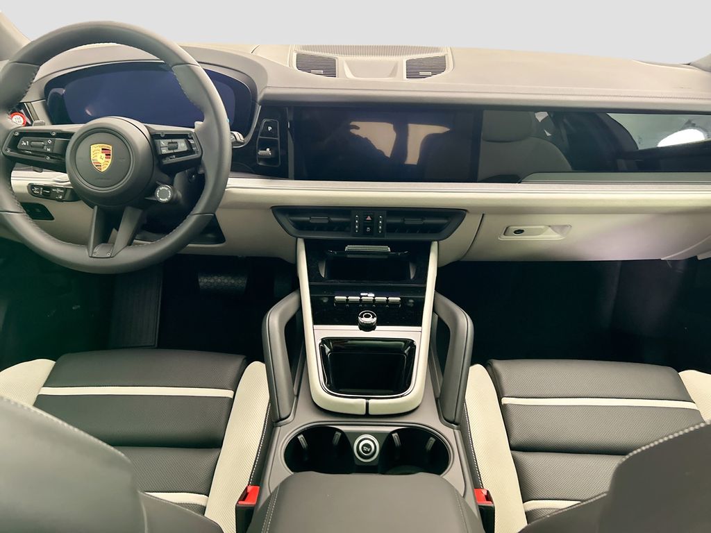 Thumbnail: 2026 Porsche Cayenne - 15