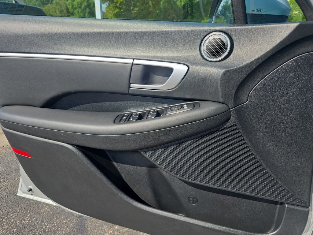 Used 2025 Hyundai Sonata Sedan