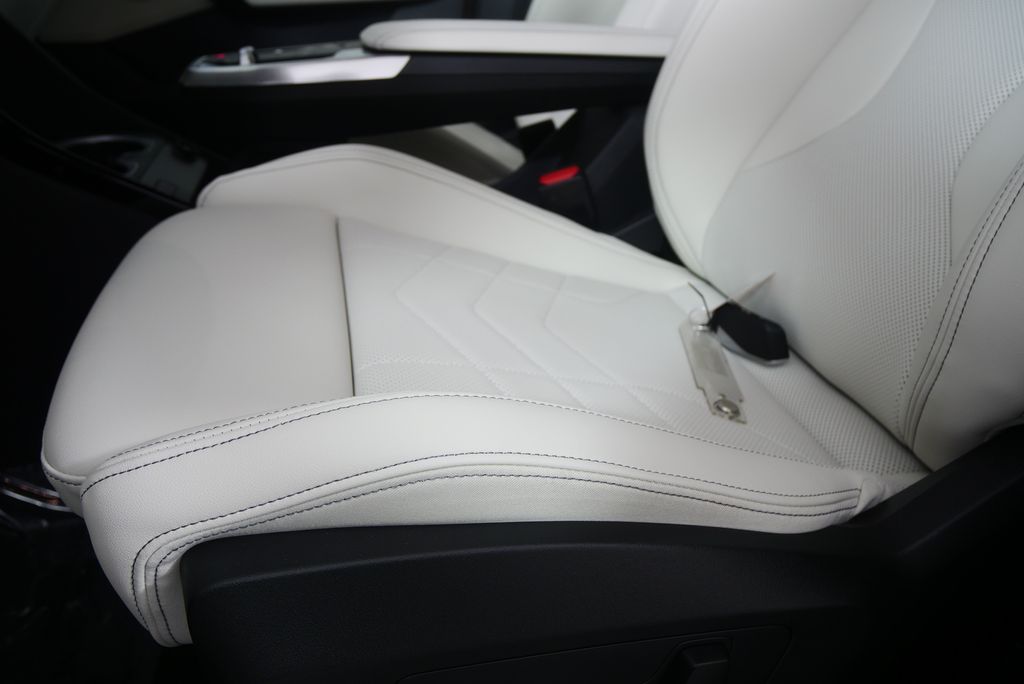 Thumbnail: 2026 BMW X1 - 9