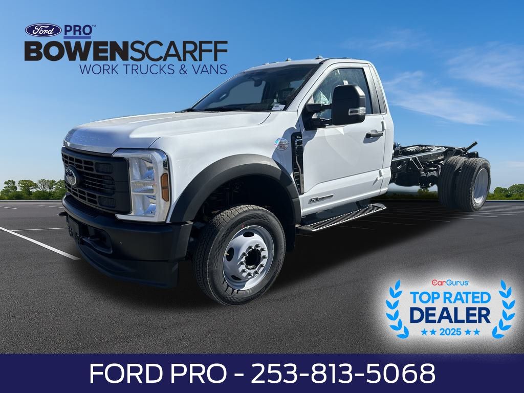 New 2025 Ford Super Duty F-550 Chassis Regular Cab (DRW) 169" Wheelbase XL