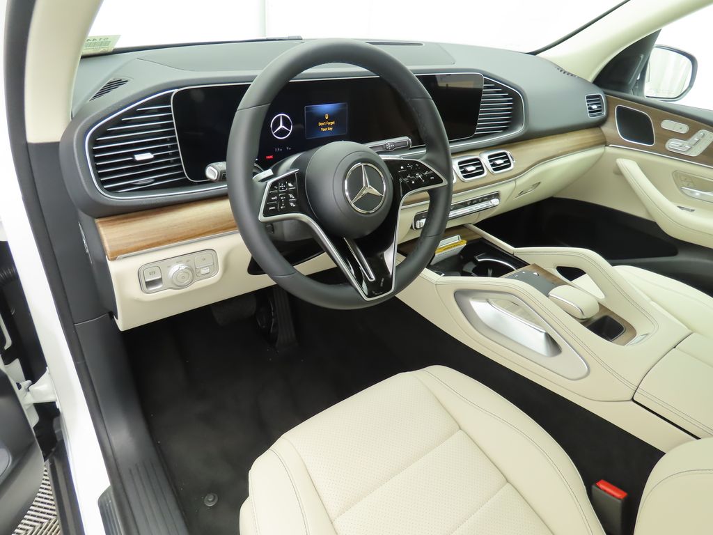 Thumbnail: 2025 Mercedes-Benz GLE - 10