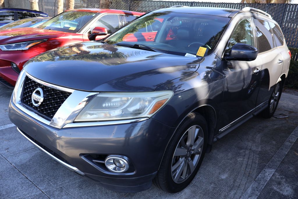 Thumbnail: 2013 Nissan Pathfinder - 2