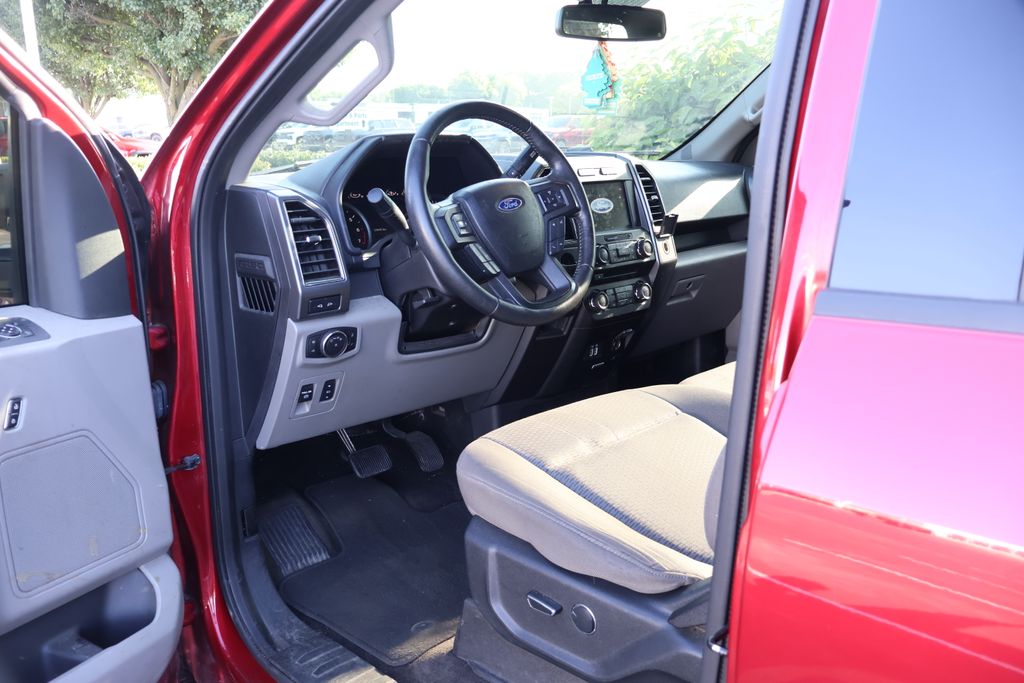 Thumbnail: 2018 Ford F-150 - 11