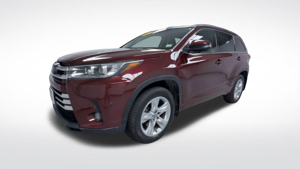Used 2017 Toyota Highlander SUV