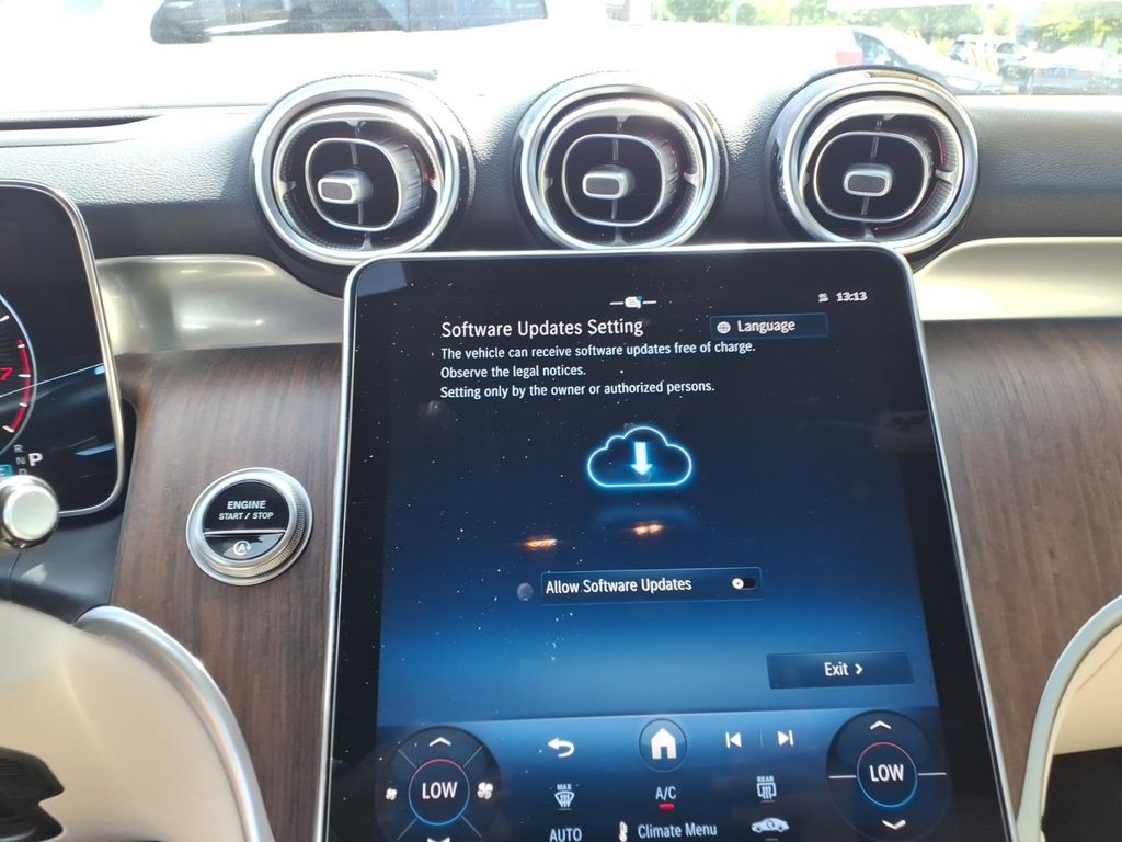 New 2027 Polar White Mercedes-Benz GLC 300 image 22