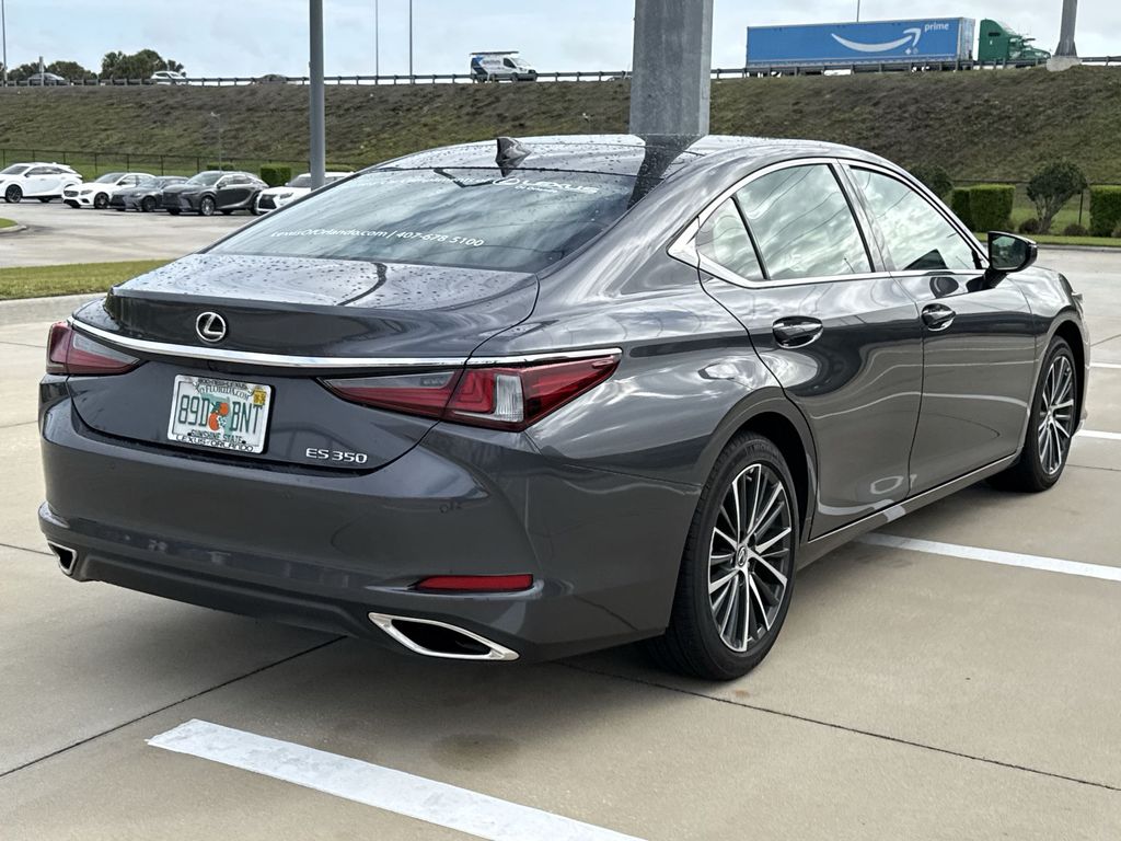 Thumbnail: 2025 Lexus ES - 11