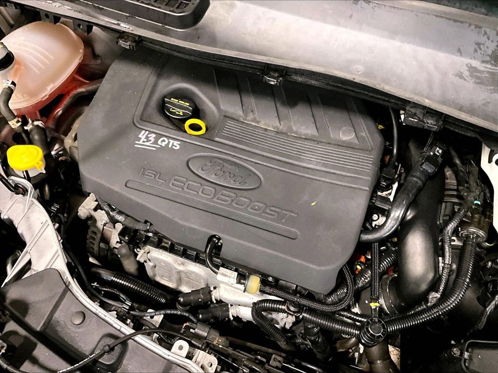 2018 Ford Escape — photo 36