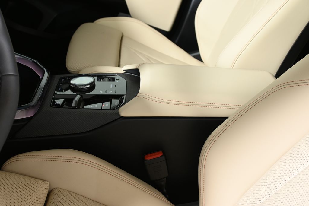 Thumbnail: 2026 BMW X3 - 25