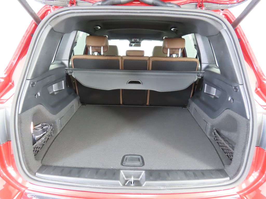 Thumbnail: 2025 Mercedes-Benz GLB - 28