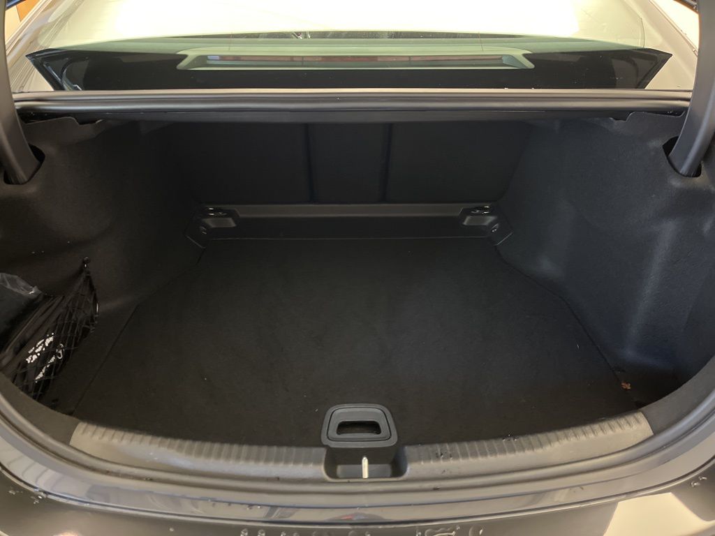 Thumbnail: 2023 Mercedes-Benz C-Class - 27