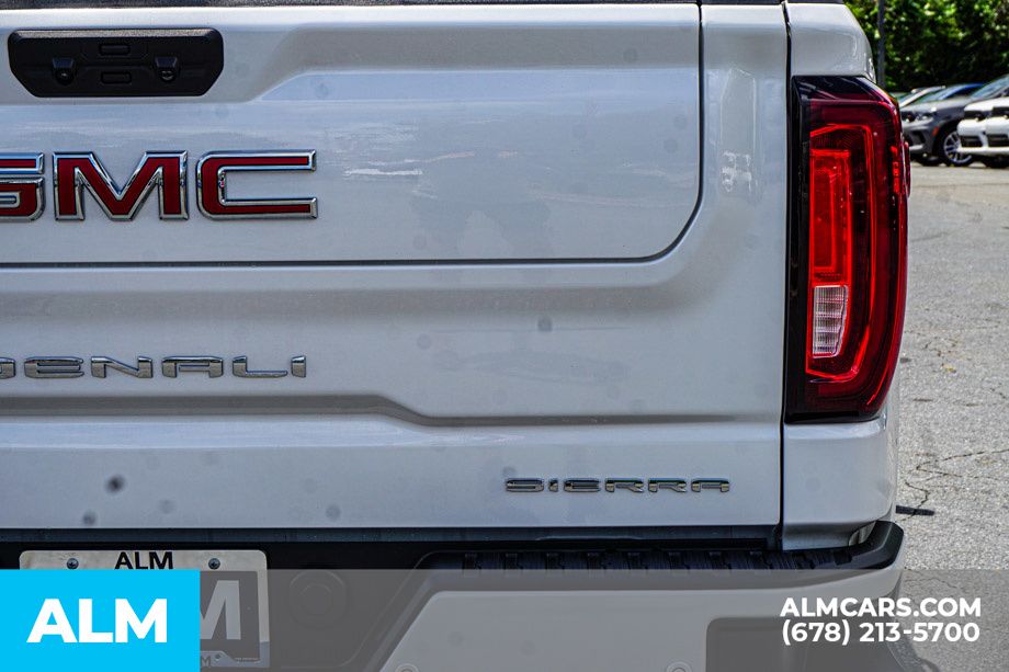 Used 2024 White GMC Denali image 13