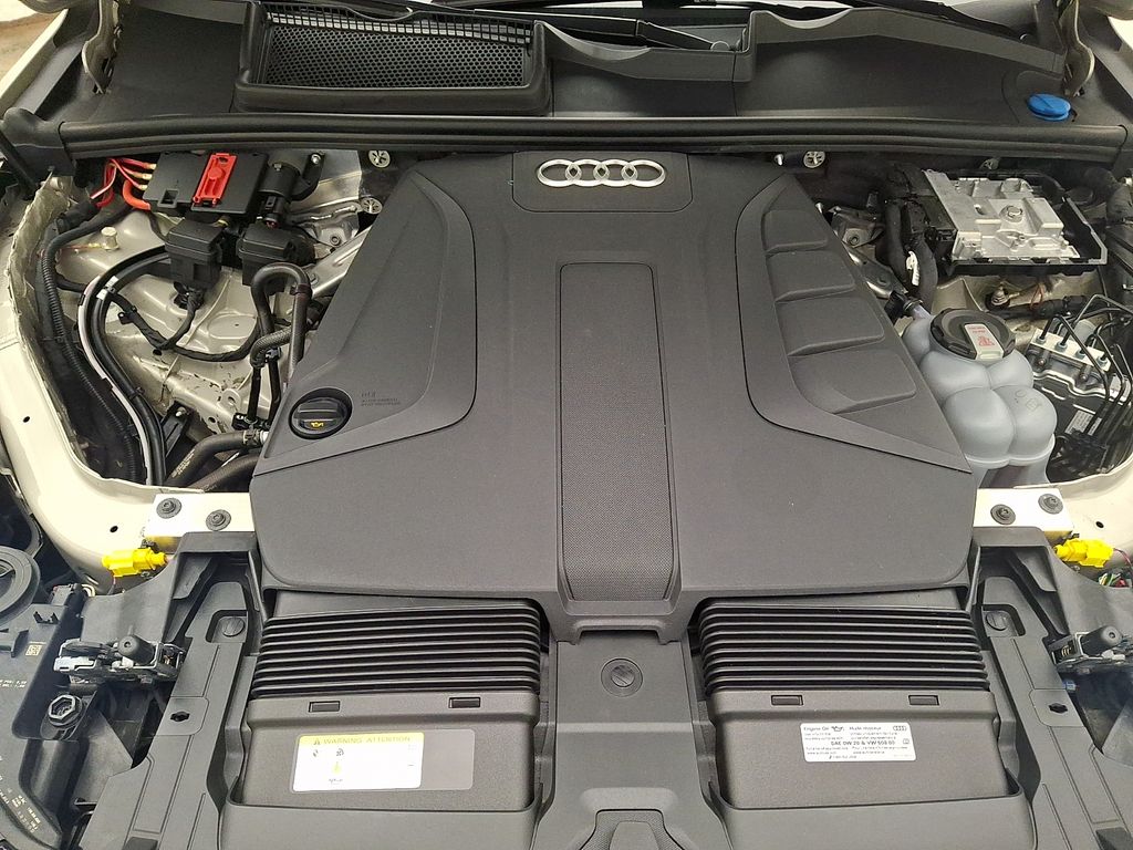 Thumbnail: 2023 Audi Q7 - 28