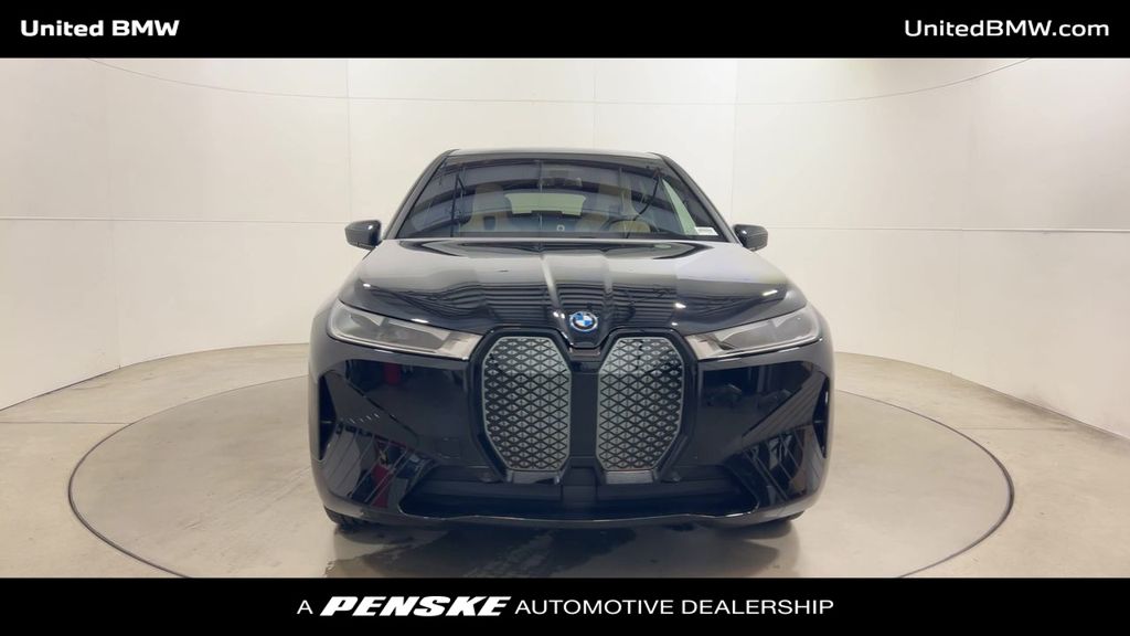 2025 BMW iX xDrive50 3