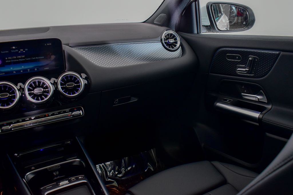 Thumbnail: 2026 Mercedes-Benz GLA - 19