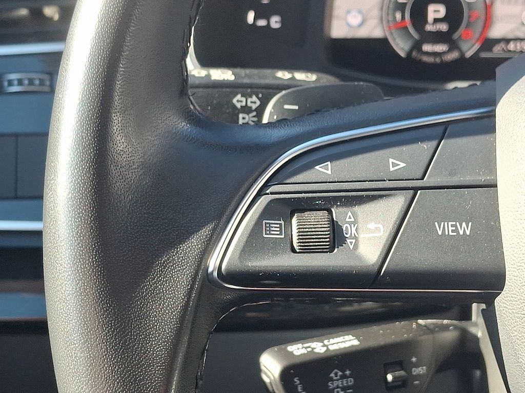 Thumbnail: 2023 Audi Q7 - 22