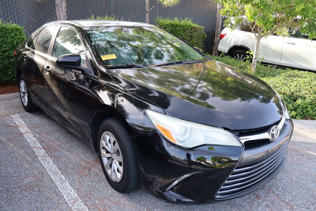 Thumbnail: 2016 Toyota Camry - 6