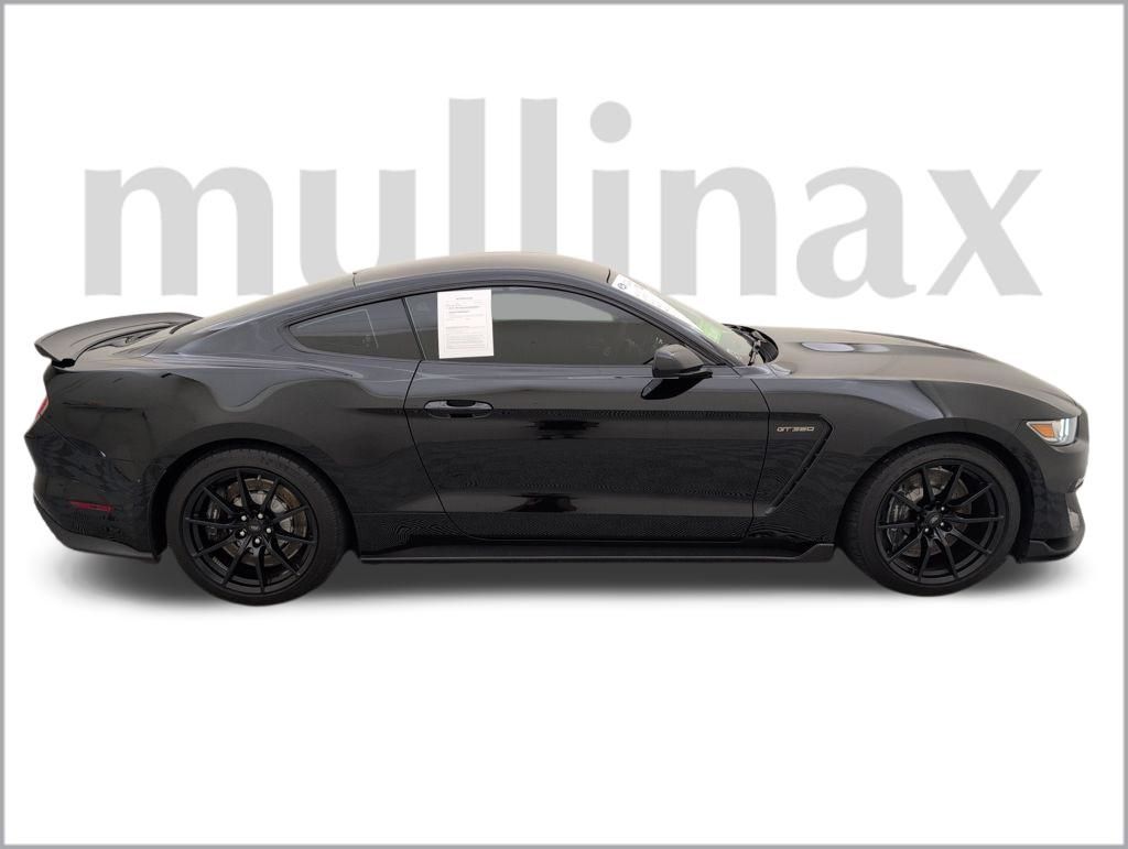 2016 Ford Mustang Shelby GT350 R photo 3