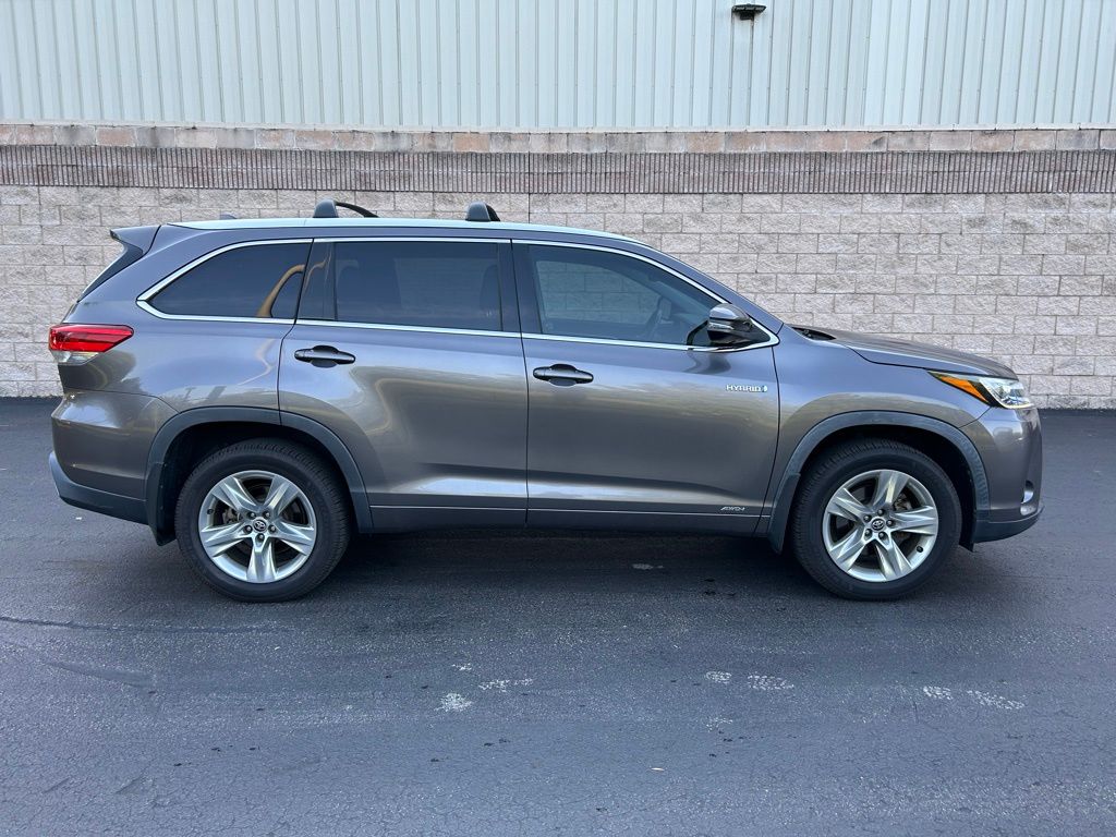 2019 Toyota Highlander Limited 6