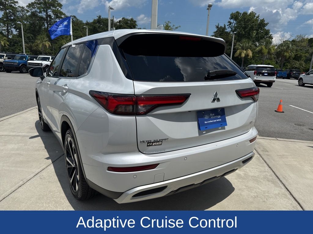 2022 Mitsubishi Outlander SE