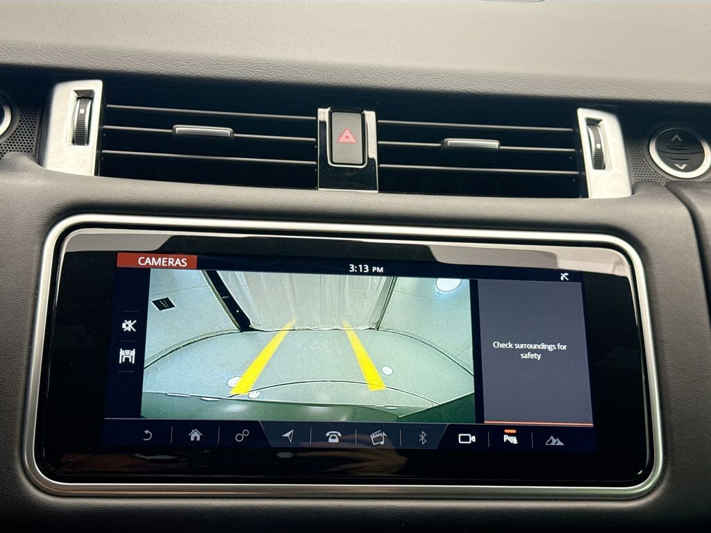 Thumbnail: 2020 Land Rover Range Rover Sport - 17