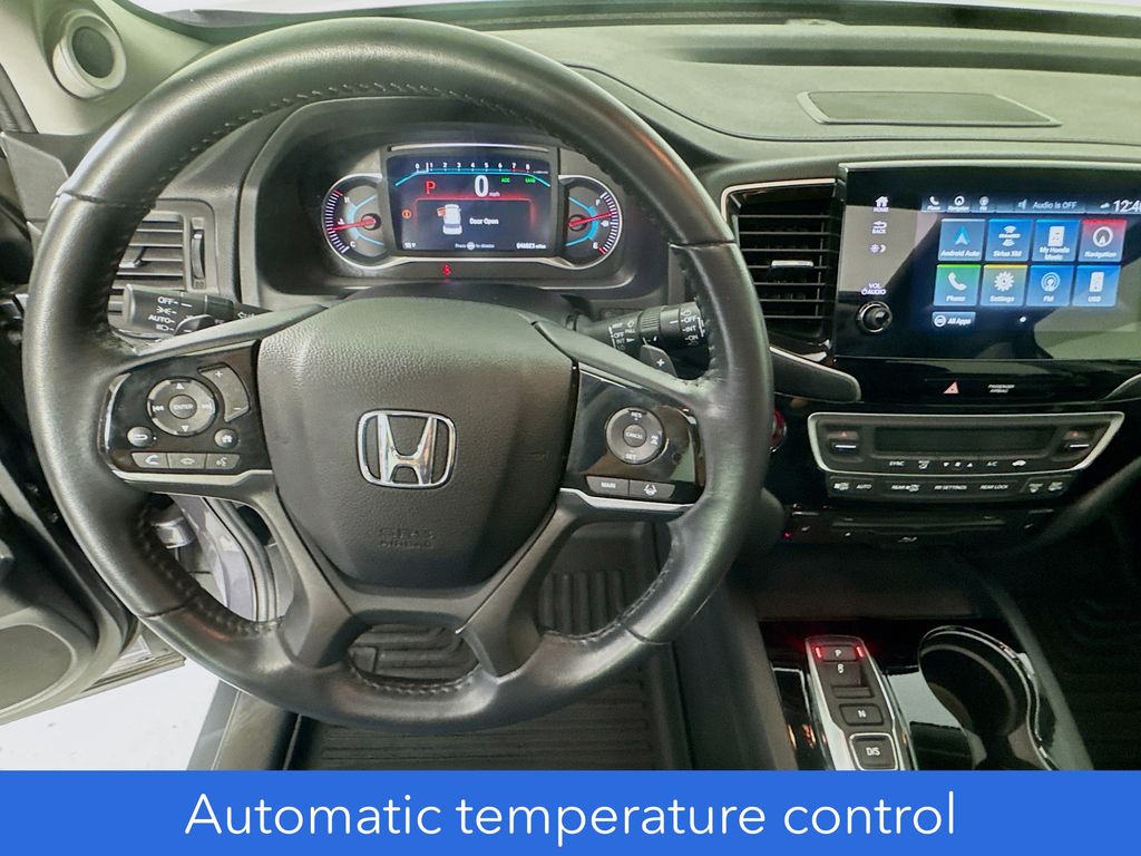 Used Car 2022 Honda Pilot  Touring For Sale Under $35,000 In Austin, Texas