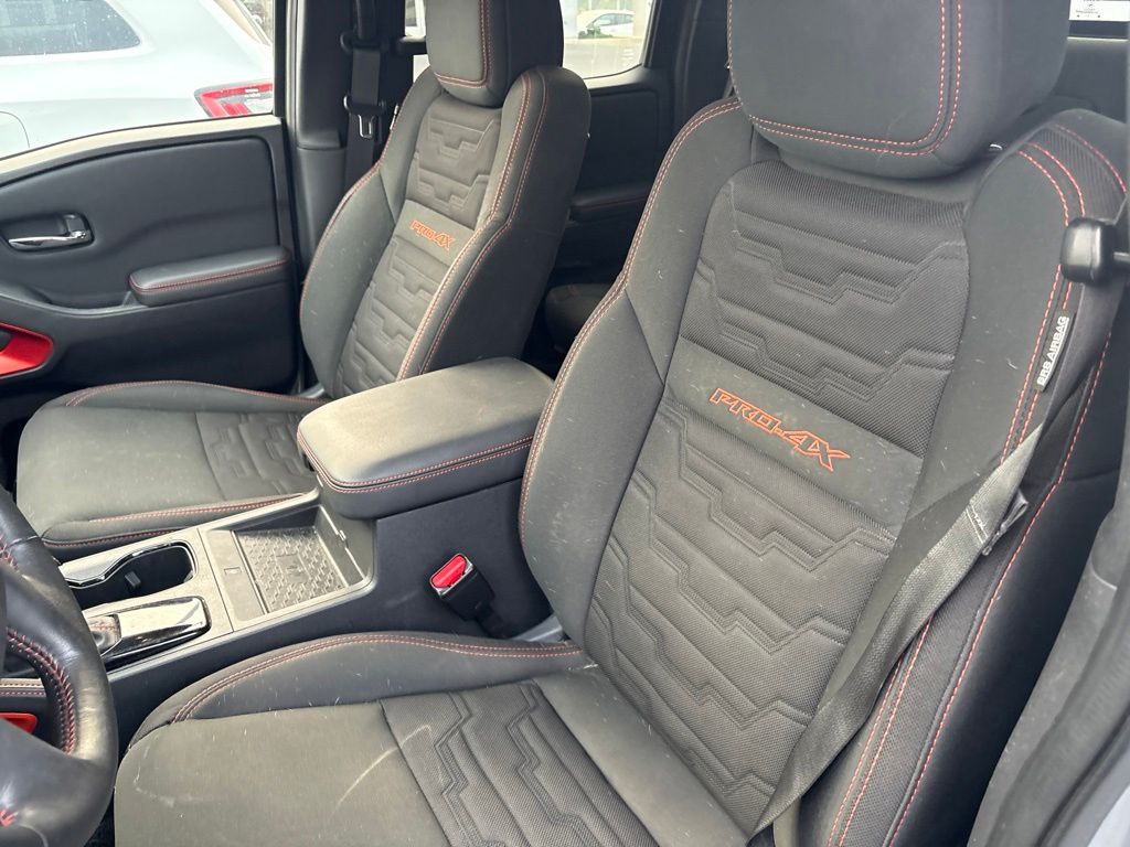 2023 Nissan Frontier — photo 7