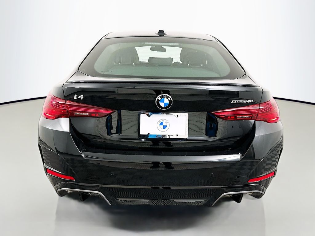 Thumbnail: 2026 BMW i4 - 6